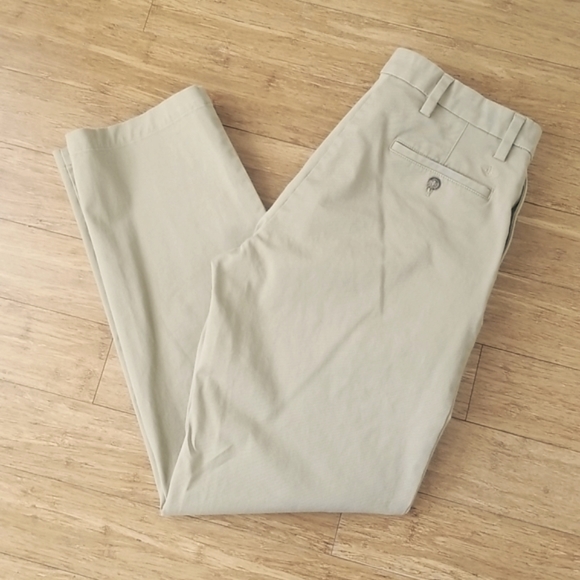 Men's Classic Fit Dockers 3 for $45 - Picture 2 of 7